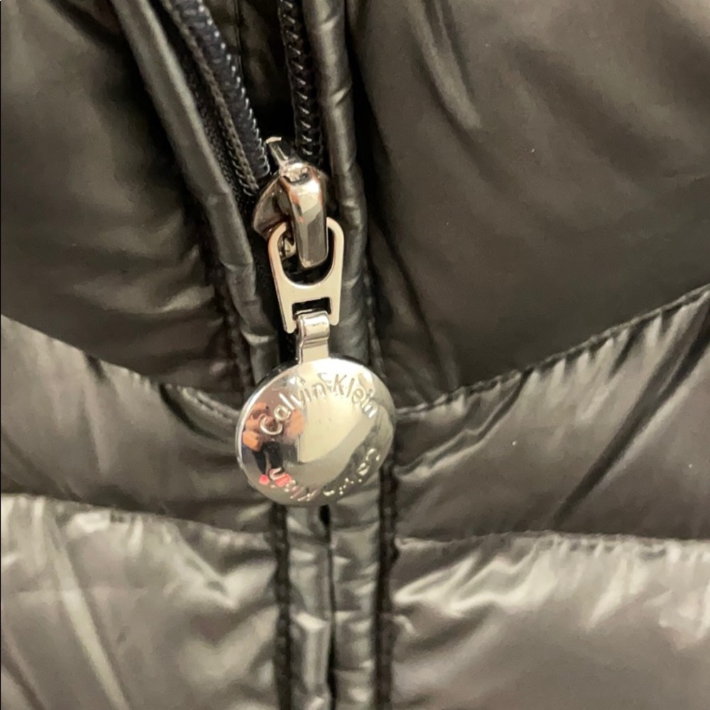 Calvin Klein packable down jacket - Picture 2 of 6